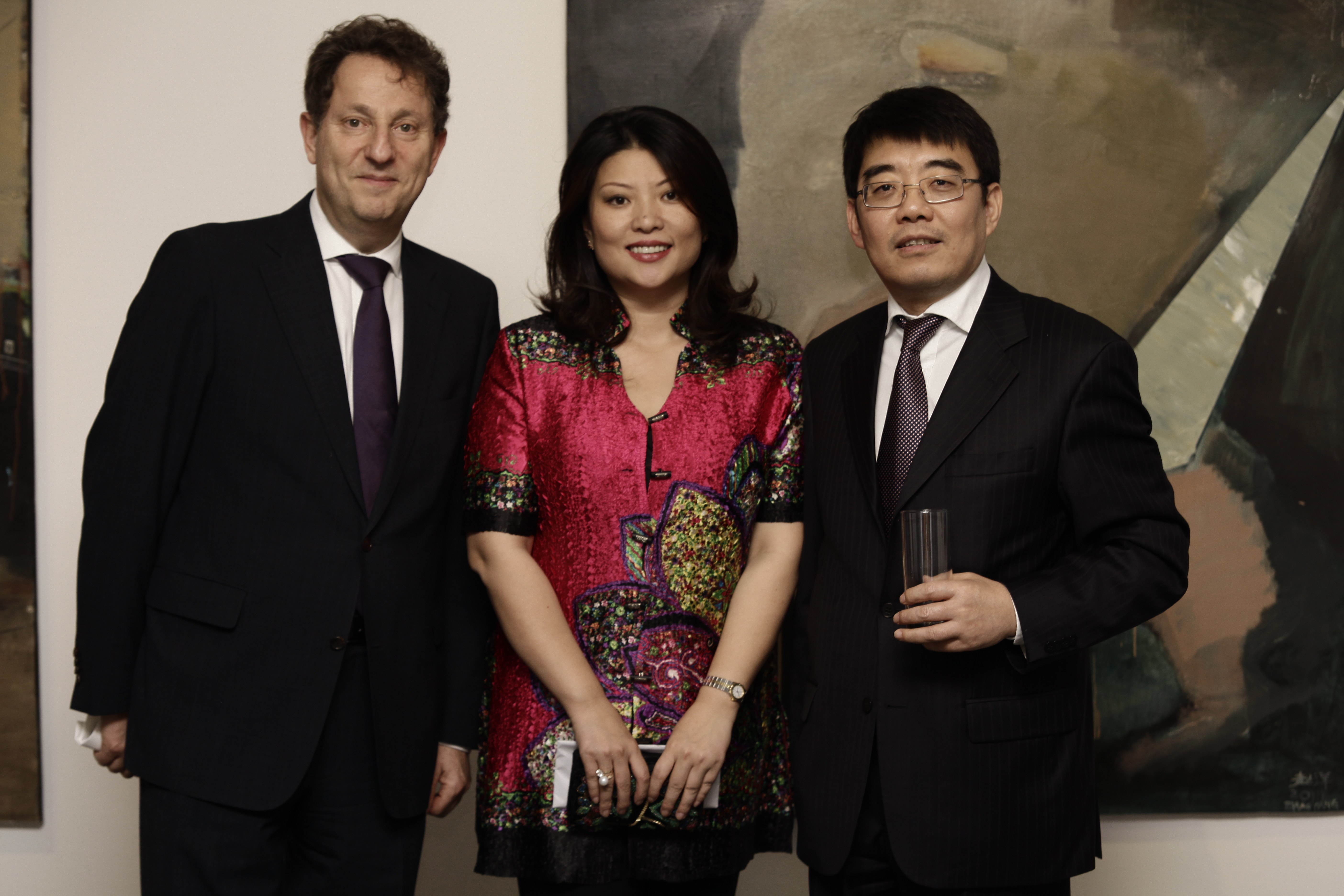 Ausstellung 2012 mit chin. Kulturattache CHEN Ping, Fr. Prof. Zhang und Hoteldirektor van Weezel