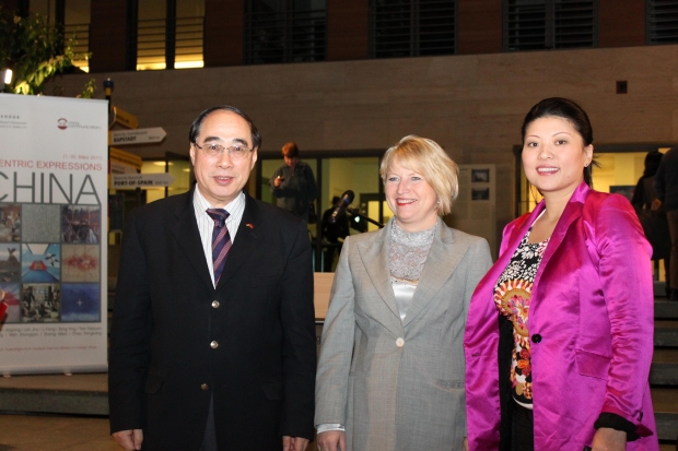 Ausstellungseröffnung 2011 im Auswärtigen Amt Botschafter Wu, Staatsministerin Pieper, Zhang